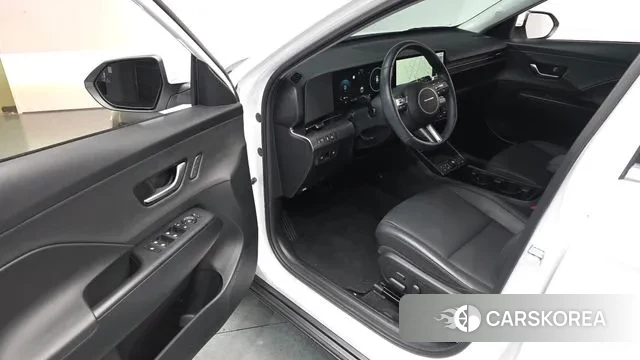 Hyundai Kona Hybrid (SX2) 2024 Белый из Кореи, фото 2