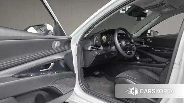 Hyundai Avante (CN7) 2021 Белый из Кореи, фото 2