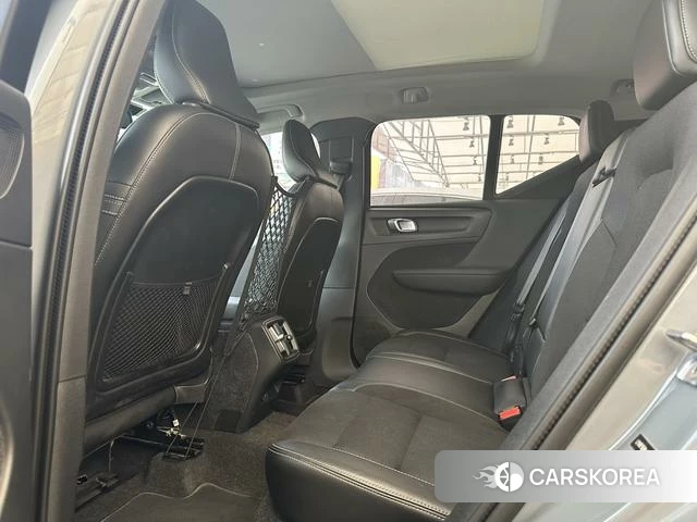 Volvo XC40 2019 Серебристо-серый из Китая, фото 2