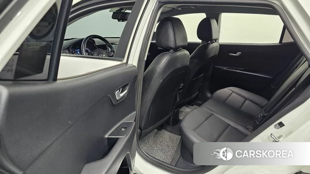Kia Stonic 2019 Белый из Кореи, фото 2