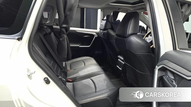 Toyota RAV4 5th Generation 2019 Белый из Кореи, фото 2