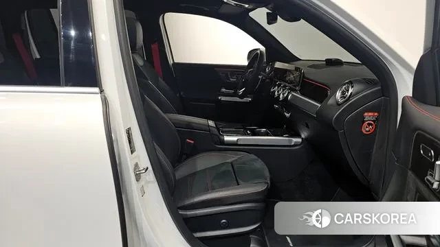 Mercedes-Benz GLB-Class X247 2024 Белый из Кореи, фото 2