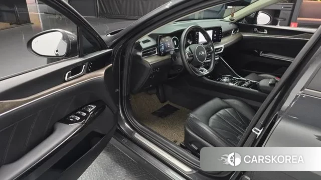 Kia K5 3rd generation 2021 Серый из Кореи, фото 2