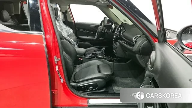 Mini Cooper Clubman 2023 Красный из Кореи, фото 2