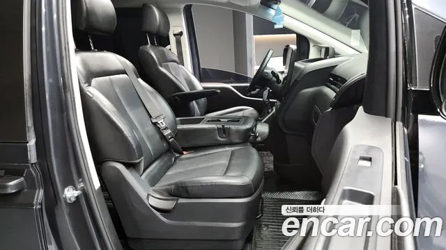 Hyundai Staria 2021 Серый из Кореи, фото 2