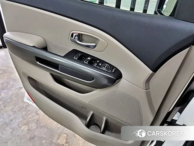 Kia The New Carnival 2020 Белый из Кореи, фото 2