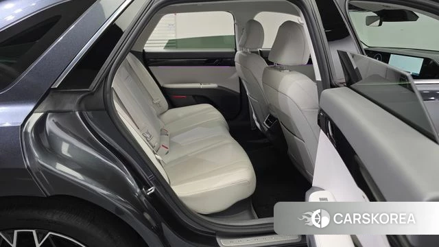 Hyundai Grandeur Hybrid (GN7) 2023 Серый из Кореи, фото 2