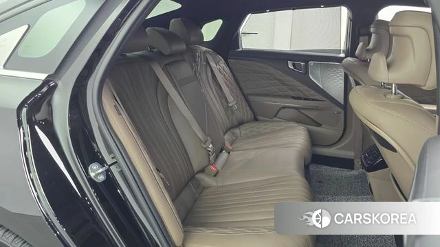 Kia K8 Hybrid 2023 Черный из Кореи, фото 2