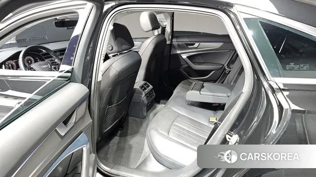 Audi A6 (C8) 2021 Черный из Кореи, фото 2