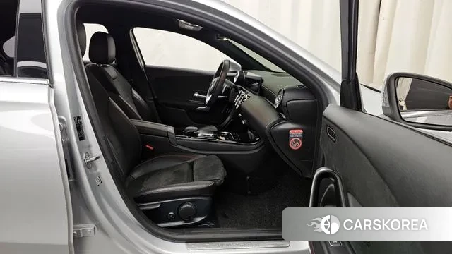 Mercedes-Benz A-Class W177 2020 Серебристо-серый из Кореи, фото 2