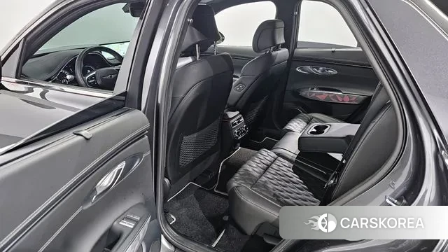 Genesis GV70 2021 Серый из Кореи, фото 2