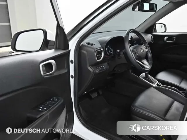 Hyundai Venue 2022 Белый из Кореи, фото 2