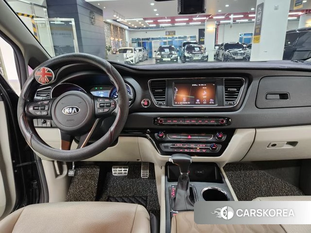 Kia The New Carnival 2018 Серый из Кореи, фото 2