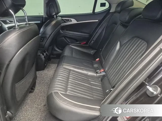 Genesis G70 2018 Черный из Кореи, фото 2