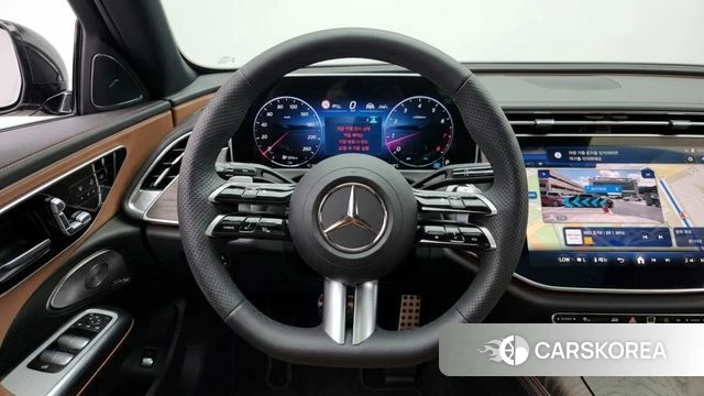 Mercedes-Benz E-Class W214 2025 Белый из Кореи, фото 2