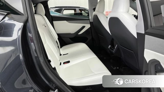 Tesla Model Y 2025 Серый из Кореи, фото 2