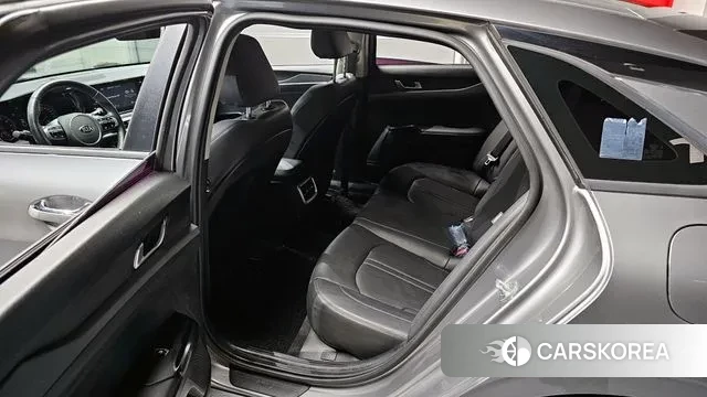 Kia K5 3rd generation 2021 Серебристо-серый из Кореи, фото 2