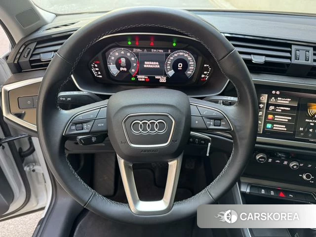 Audi Q3 2023 Белый из Китая, фото 2