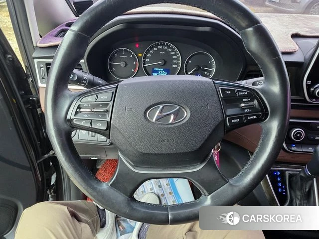 Hyundai The New Grand Starex 2018 Фиолетовый из Кореи, фото 2