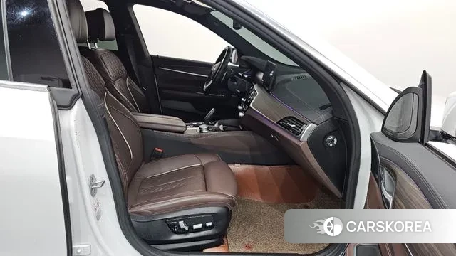 BMW 6 Series GT (G32) 2020 Белый из Кореи, фото 2