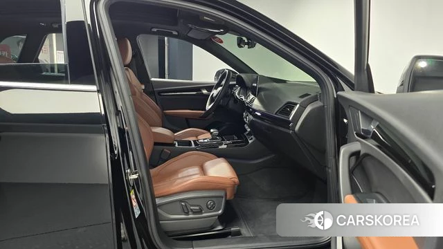 Audi Q5 (FY) 2021 Черный из Кореи, фото 2