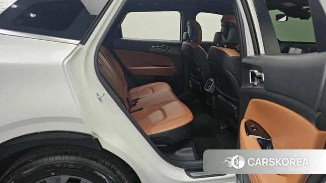 Kia Sportage 5th Generation 2024 Белый из Кореи, фото 2