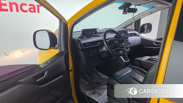 Hyundai Staria 2021 Желтый из Кореи, фото 2