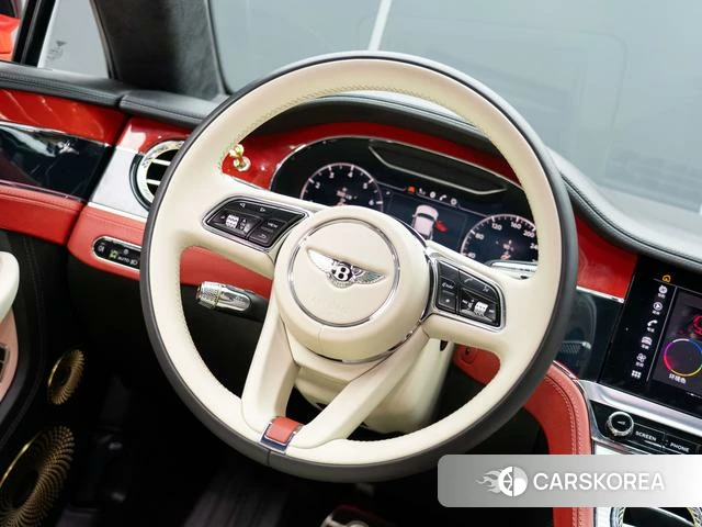 Bentley Continental 2023 Красный из Китая, фото 2