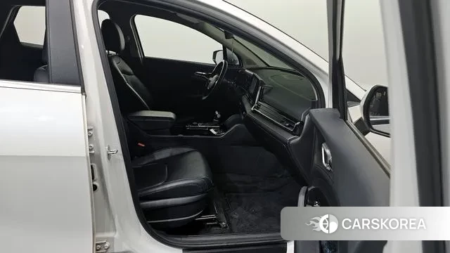 Kia Sportage 5th Generation 2021 Белый из Кореи, фото 2