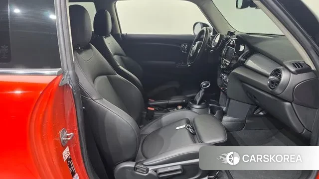 Mini Cooper 2018 Оранжевый из Кореи, фото 2