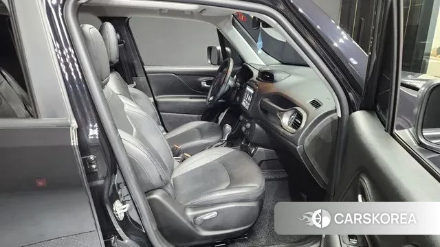 Jeep Renegade 2020 Черный из Кореи, фото 2