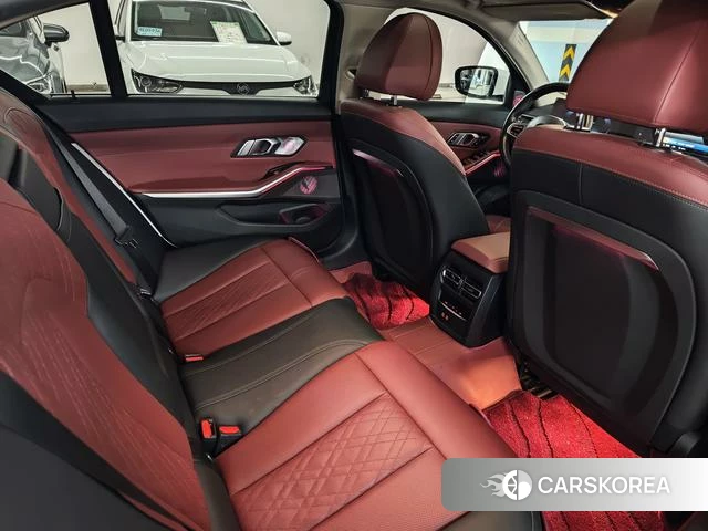 BMW i3 2022 Белый из Китая, фото 2