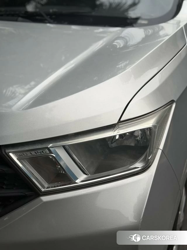 Wuling Automobile Wuling Hongguang 2023 Серебристо-серый из Китая, фото 2