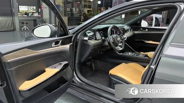 Kia K5 3rd generation 2021 Серый из Кореи, фото 2