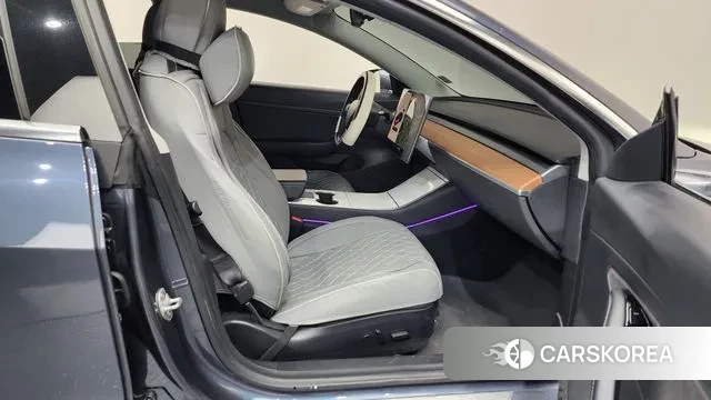 Tesla Model 3 2020 Серый из Кореи, фото 2