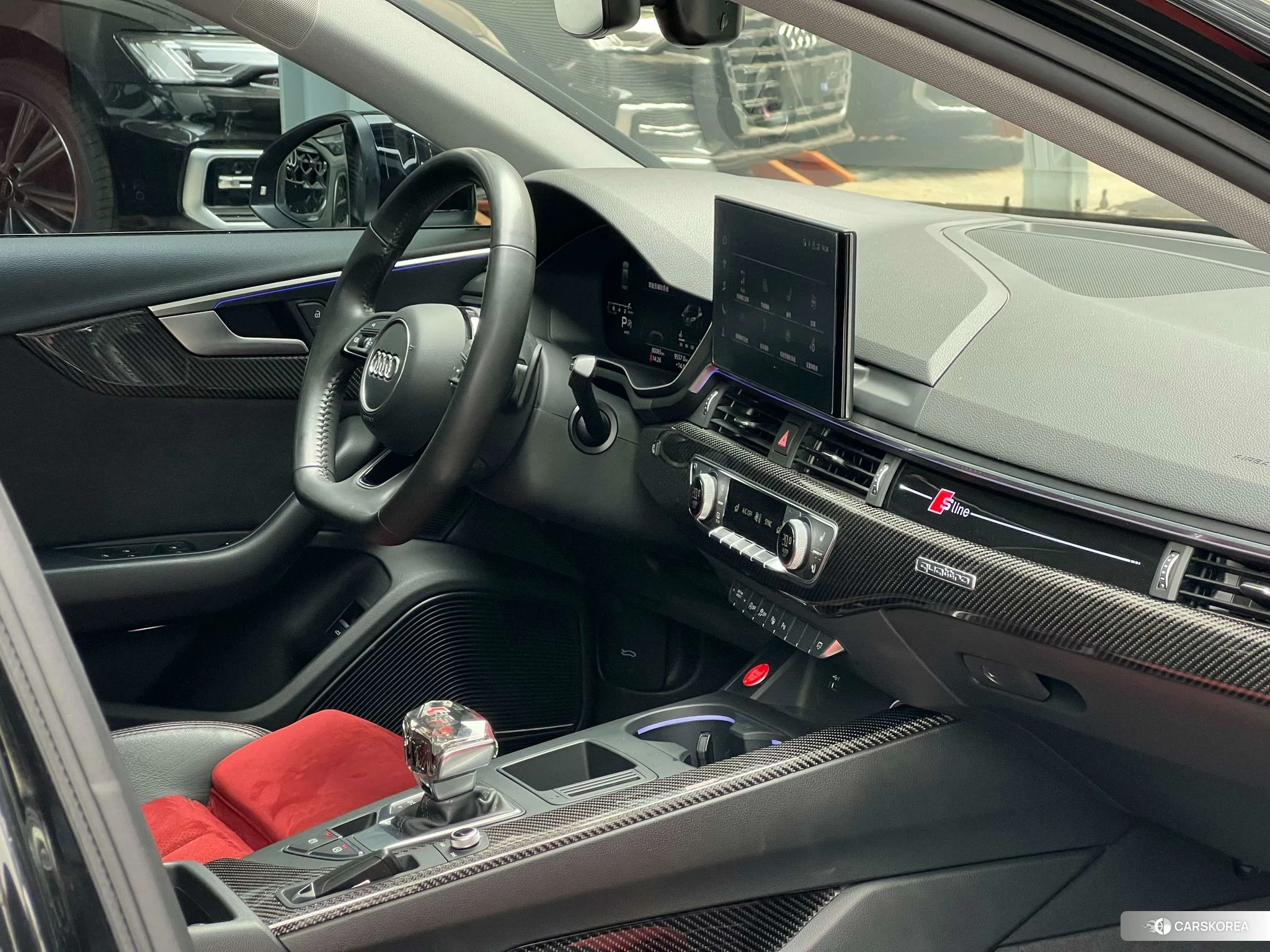 Audi A4L 2020 Черный из Китая, фото 2