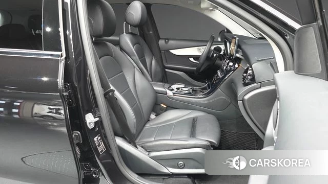 Mercedes-Benz GLC-Class X253 2019 Черный из Кореи, фото 2