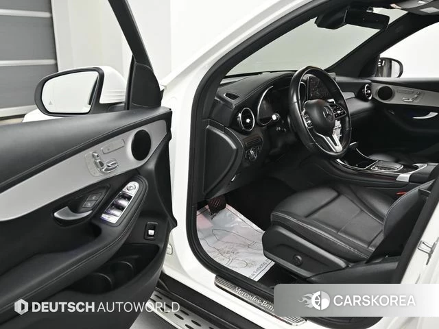 Mercedes-Benz GLC-Class X253 2022 Белый из Кореи, фото 2