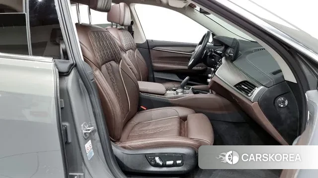 BMW 6 Series GT (G32) 2022 Серый из Кореи, фото 2