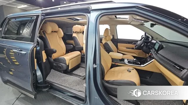 Kia Carnival 4th generation 2022 Небесно-голубой из Кореи, фото 2