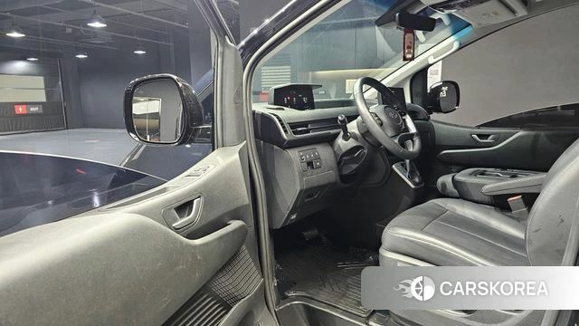 Hyundai Staria 2023 Синий из Кореи, фото 2