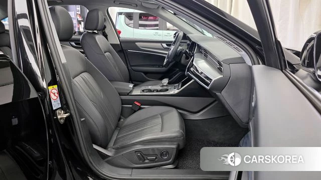 Audi A6 (C8) 2020 Черный из Кореи, фото 2