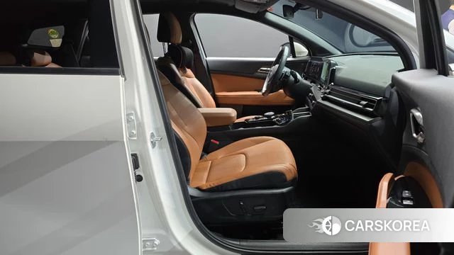 Kia Sportage 5th Generation 2021 Белый из Кореи, фото 2