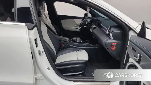 Mercedes-Benz CLA-Class C118 2021 Белый из Кореи, фото 2