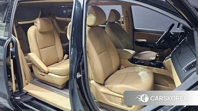 Kia The New Carnival 2018 Черный из Кореи, фото 2