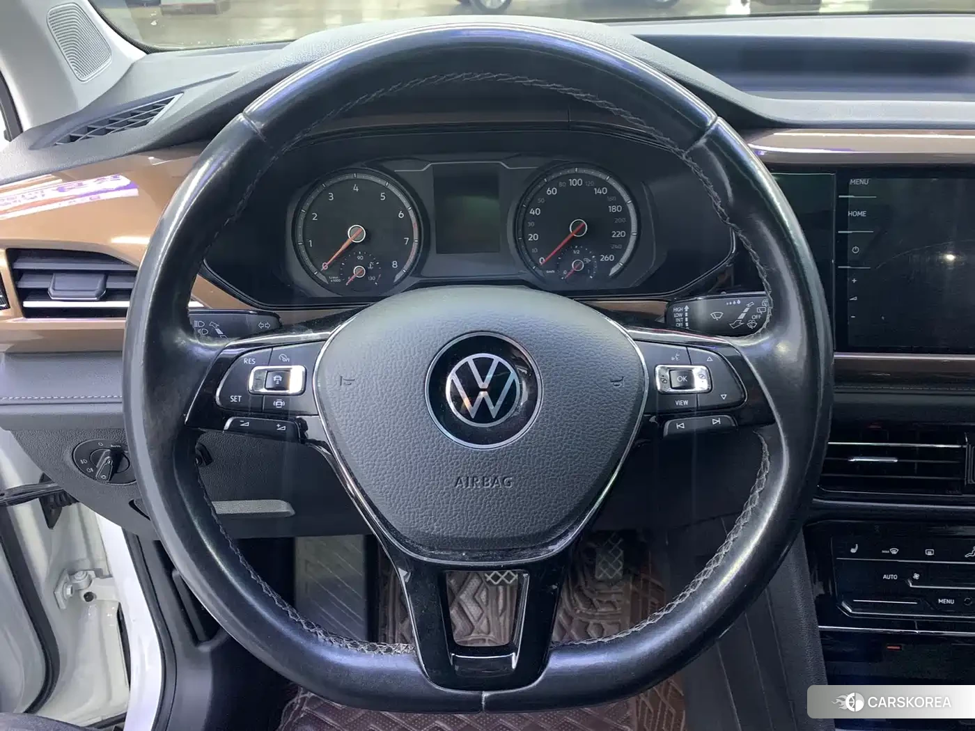 Volkswagen Tharu 2021 Белый из Китая, фото 2