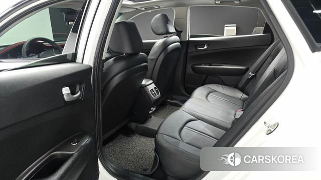 Kia K5 second generation 2018 Белый из Кореи, фото 2