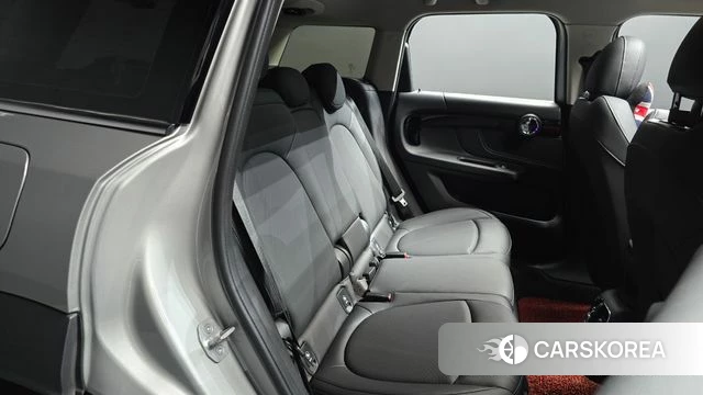 Mini Cooper Countryman 2023 Серебристо-серый из Кореи, фото 2