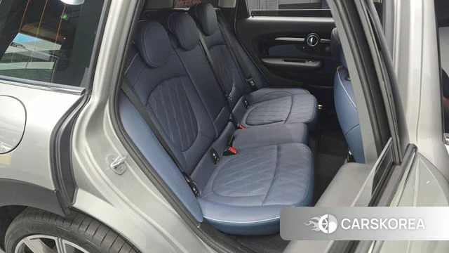 Mini Cooper S Clubman 2023 Серебряный из Кореи, фото 2