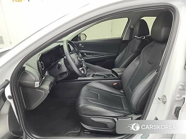 Hyundai Avante (CN7) 2022 Белый из Кореи, фото 2